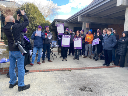 Skidmore Faculty Forward/SEIU Members to Skidmore Administration: After Nearly 2 Years Over Negotiations, We Demand a Fair First Contract